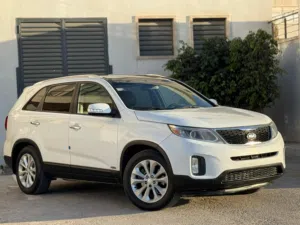 Used Kia Sorento in Tripoli