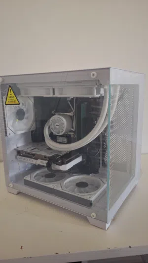 للببع PC مستعمل لمدة اسبوع