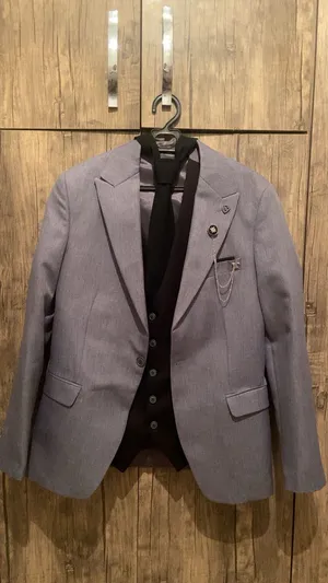 Formal Suit . Tommy Hilfiger . L4