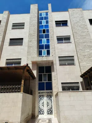 172 m2 4 Bedrooms Apartments for Sale in Zarqa Iskan Al Batrawi