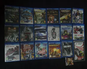 للبيع ألعاب ps vita