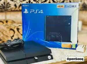 للبيع بلاستيشن فور