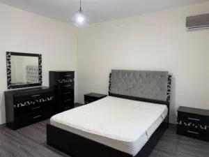 غرفه نوم مستعمل ممتازه كامله للبيع بحاله ممتازه