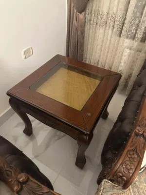 طقم كنب محلي تفصيل مع طاولات