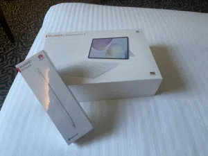 Huawei MatePad 11.5 (2025) 256 GB Violet  Full Bundle (Keyboard + Pencil 3rd Gen) – Like New!
