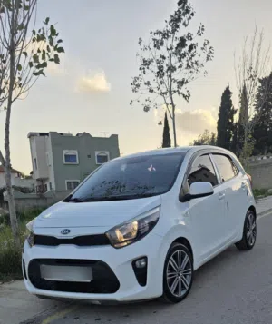 كيا انتاج 2018 يد 2 ماشيه 77 الف فحص ممتاز ترخيص تامين سنه كامل