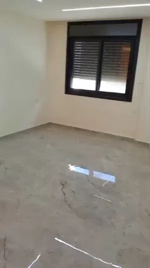 178 m2 3 Bedrooms Apartments for Sale in Ramallah and Al-Bireh Ein Musbah