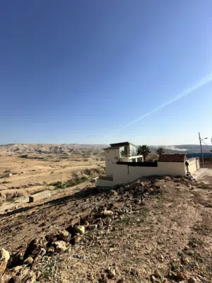 قطعة ارض للبيع مطلة في البحر الميت (حوض منسف أبو زيد/الروضة) بسعر مغري للاستثمار