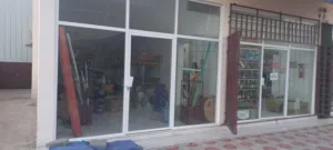 بيع  عدد 2 محل بجميع الخامات لوازم مواد البناء سباك نجاره كهرباء مطلوب 3800ريال عمانى