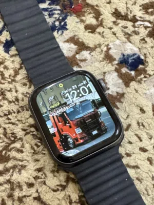 Apple smart watches for Sale in Al Dakhiliya