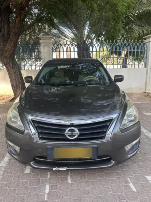 Nissan Altima 2015 GCC  99K KM Only  Accident Free  OMR 1999