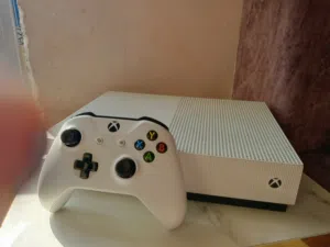اكس بوكس ون اس نضافه 100٪ عيني