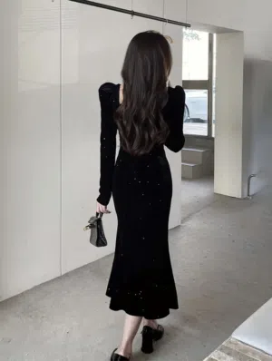 فساتين سهره ضيقه