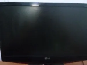 LG . 15.6" . Used3