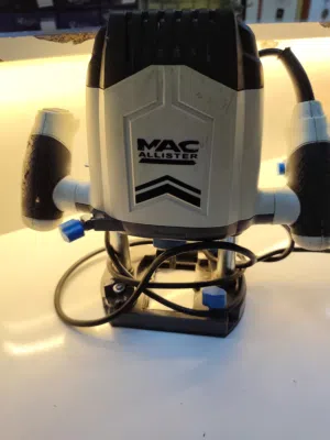 راوتر لنقش وتشكيل الخشب حجم كبير قطعتين بقوة 1200W مستعملات استيراد انجليزي بحاله ممتازة