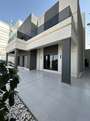 357 m2 More than 6 bedrooms Townhouse for Sale in Kuwait City Doha