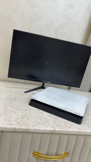 بلاستيشن 4 ويا شاشة مكسورة