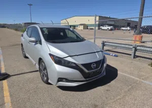 2022 Nissan LEAF