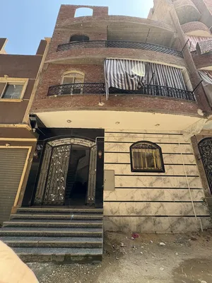 3 Bedrooms . 2 Bathrooms . 130 m23