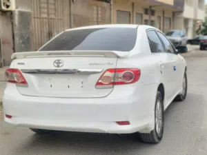 تيوتا كرولا 2012 للبيع