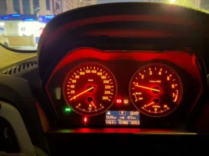 BMW 120I.         ....