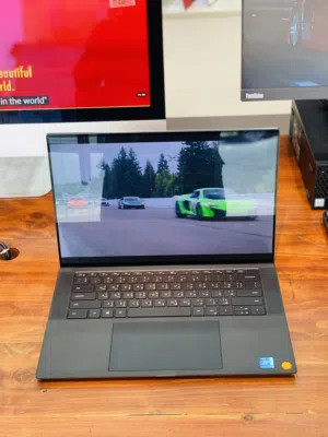 Dell Precision 5560 Core i7-11th Generation 32GB Ram / 512 SSD