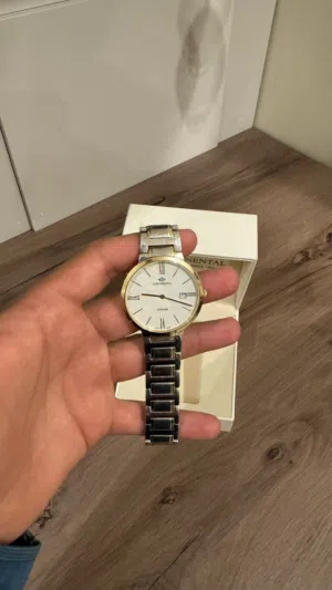 ساعة نظيف كونتنتل