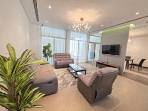 3 Bhk Villa + Maid Room  Private Pool Luxurious & Classy   Free Wifi  Near British Club Mahooz