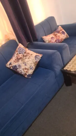 كنب للضيوف