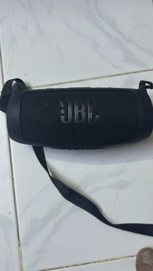 Only 350 Jbl charge 5