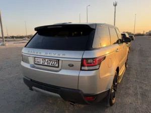 Used Land Rover Range Rover Sport in Farwaniya