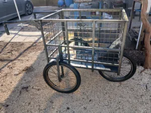 عرباية تفصيل حديد ثقيل بحالة ممتازة