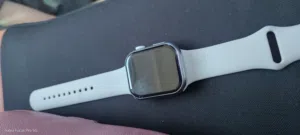 الساعه جميله