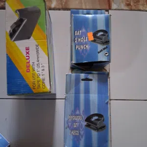 للبيع رول تلزيق وثقابه