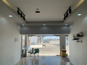 أبواب زجاج