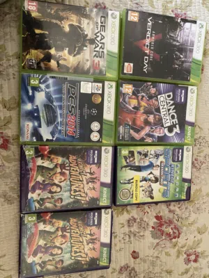XBOX 360 GAME CDS