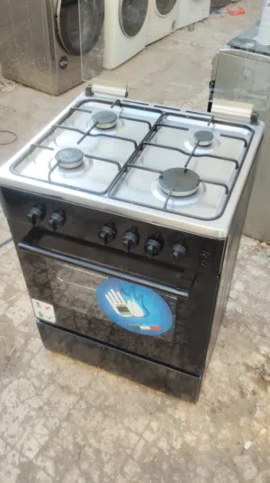 نبيع طباخ استخدام محاله جيده مع التوصيل والتشغيل والكفاله مقاس 60 × 60 مع التوصيل والتشغيل والكفاءه
