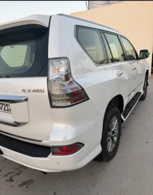 لكزز 460 لكزز gx460 لبيع كفاله حيل جديده تخم تاير حداديه كله بشرط
