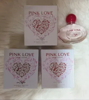 عطور Pink Love برائحة جميلة جدا وأسعار مميزة (Pink Love perfumes have a very beautiful scent)