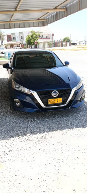 Used Nissan Altima in Al Batinah