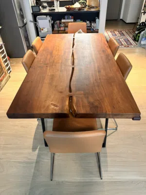 Dining table and 6 chairs