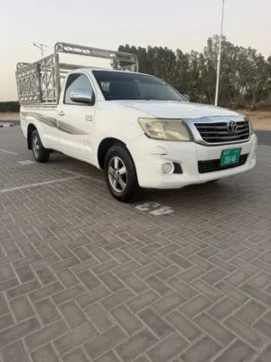 Toyota hilux pickup 1.5 2012