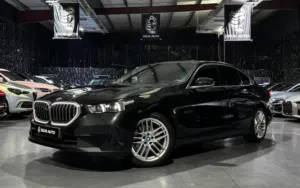 2025 BMW 520i GCC Low Mileage AGMC Warranty and Service 2030 AGMC Full Service history