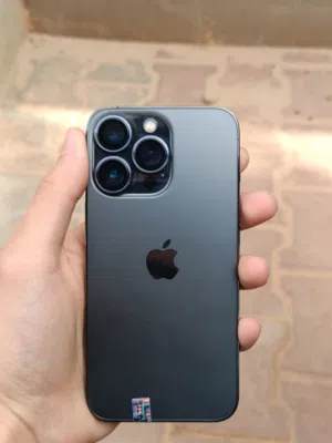 ايفون 13 برو حالة ممتازة جدآ