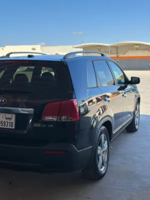 Used Kia Sorento in Tripoli
