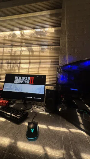 Pc gaming medium