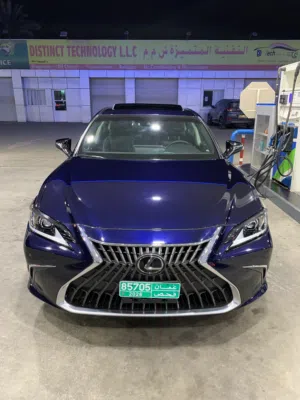 Used Lexus ES in Al Batinah