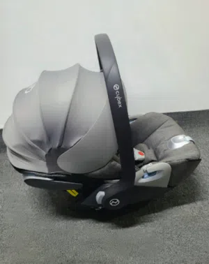 Cybex Cloud Z+ i-Size Plus Infant car seat Soho Grey Mid Grey In very good condition