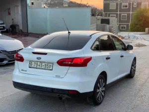 فورد فوكس للبيع 2015