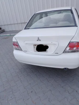 سياره لانسر ميتسوبيشي 2005